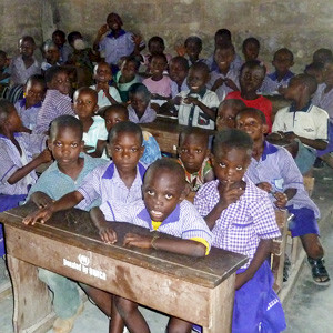 Ghana, school class - Giving the poorest children the opportunity to go to school